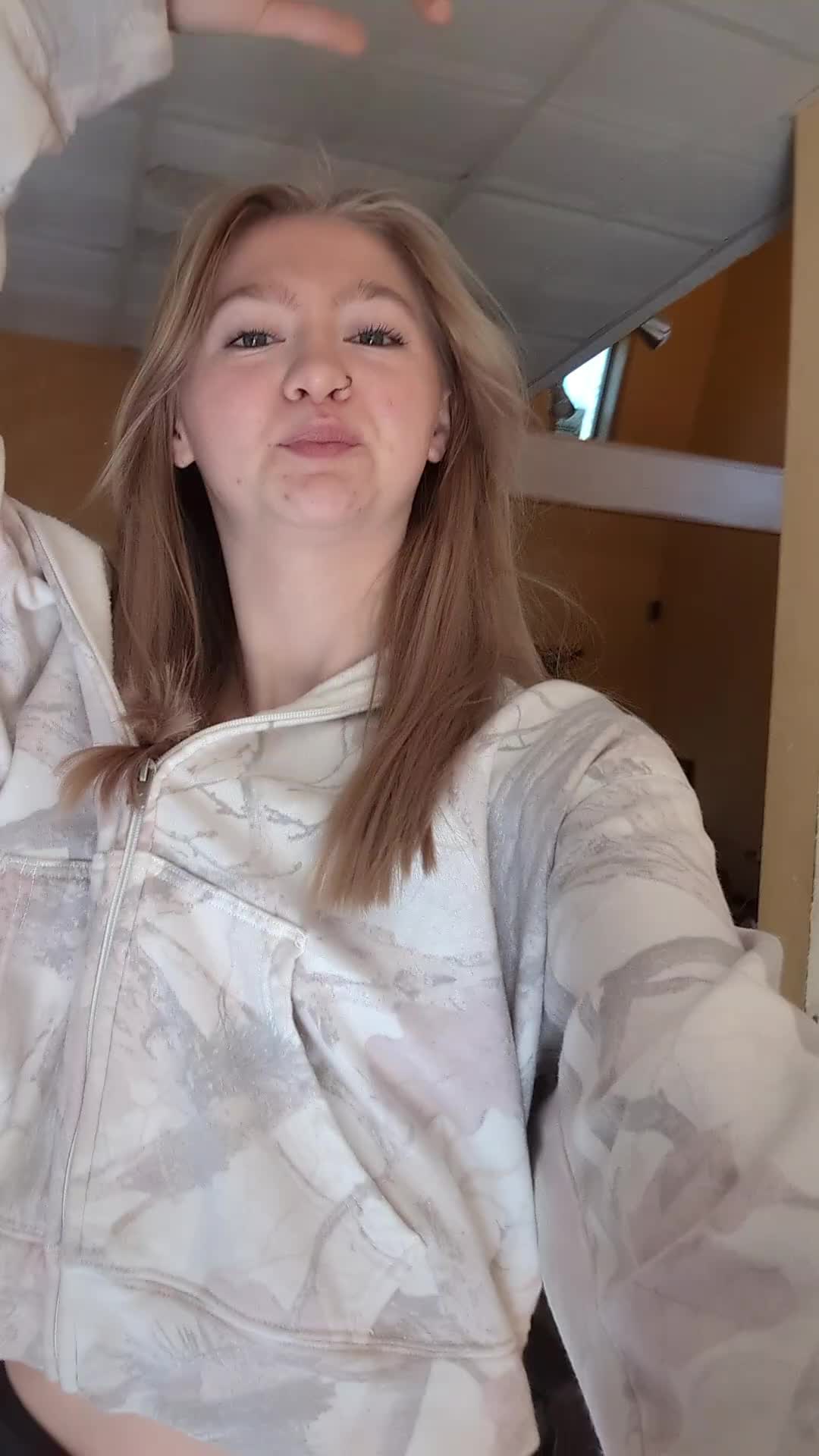 @Ana.Raye