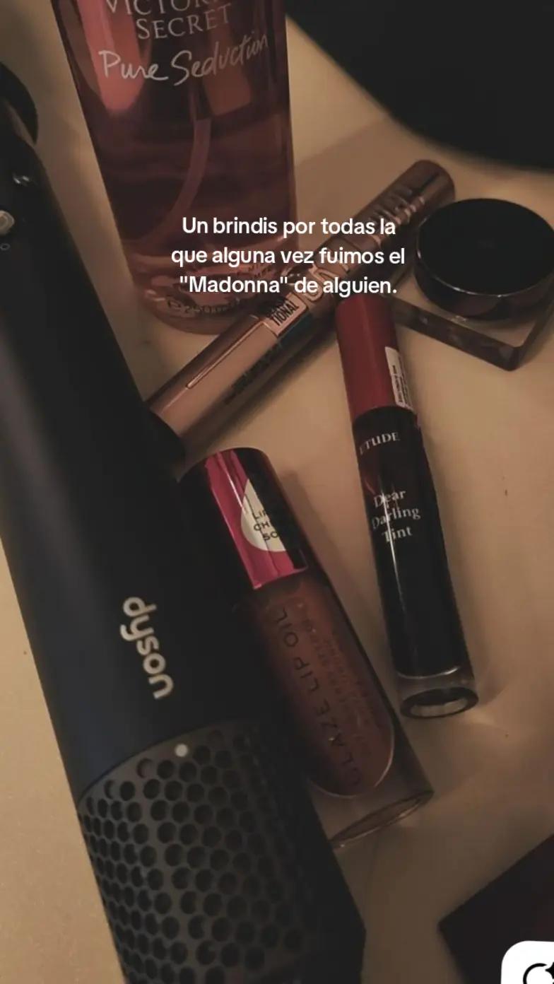 @👸🏻💋
