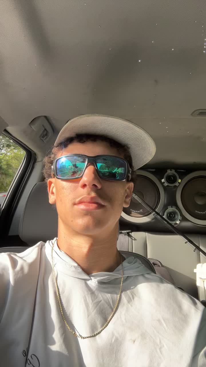 @𝑅𝑒𝑒𝟣𝒥𝑜𝒽𝓃