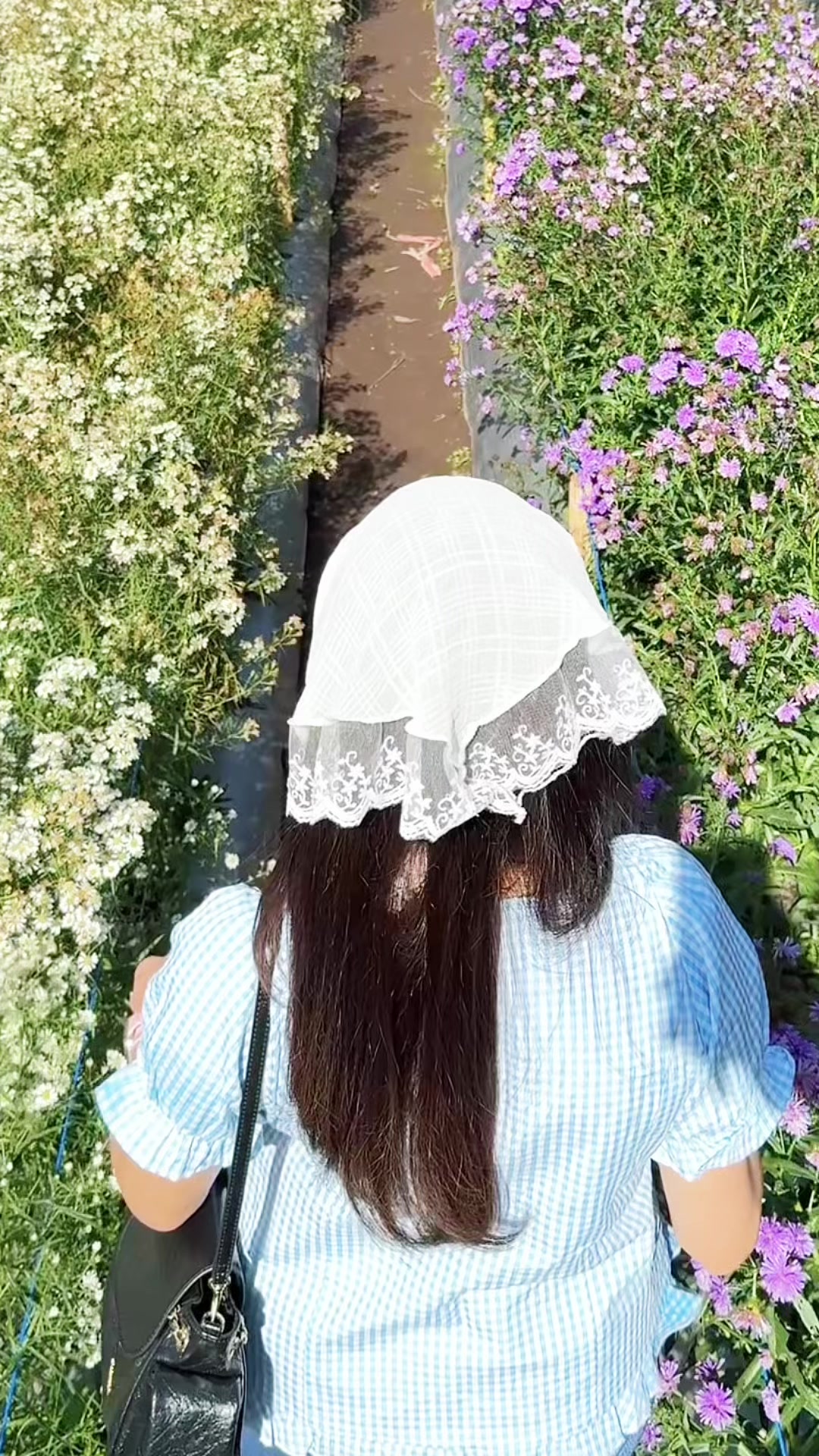 @anyalau12