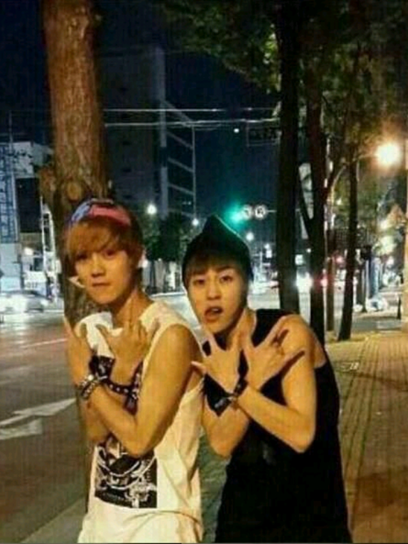 @zhiw_1o.