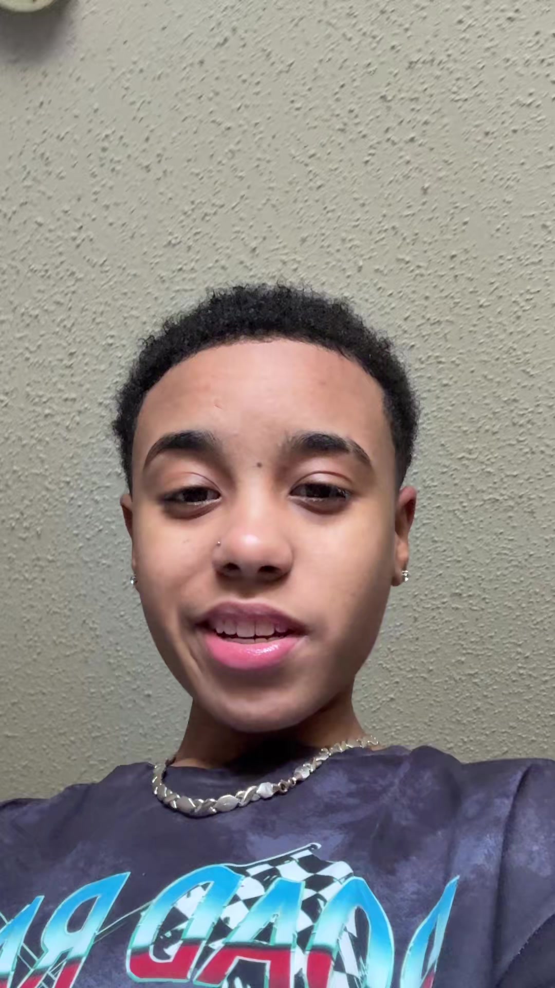 @LightskinAnt