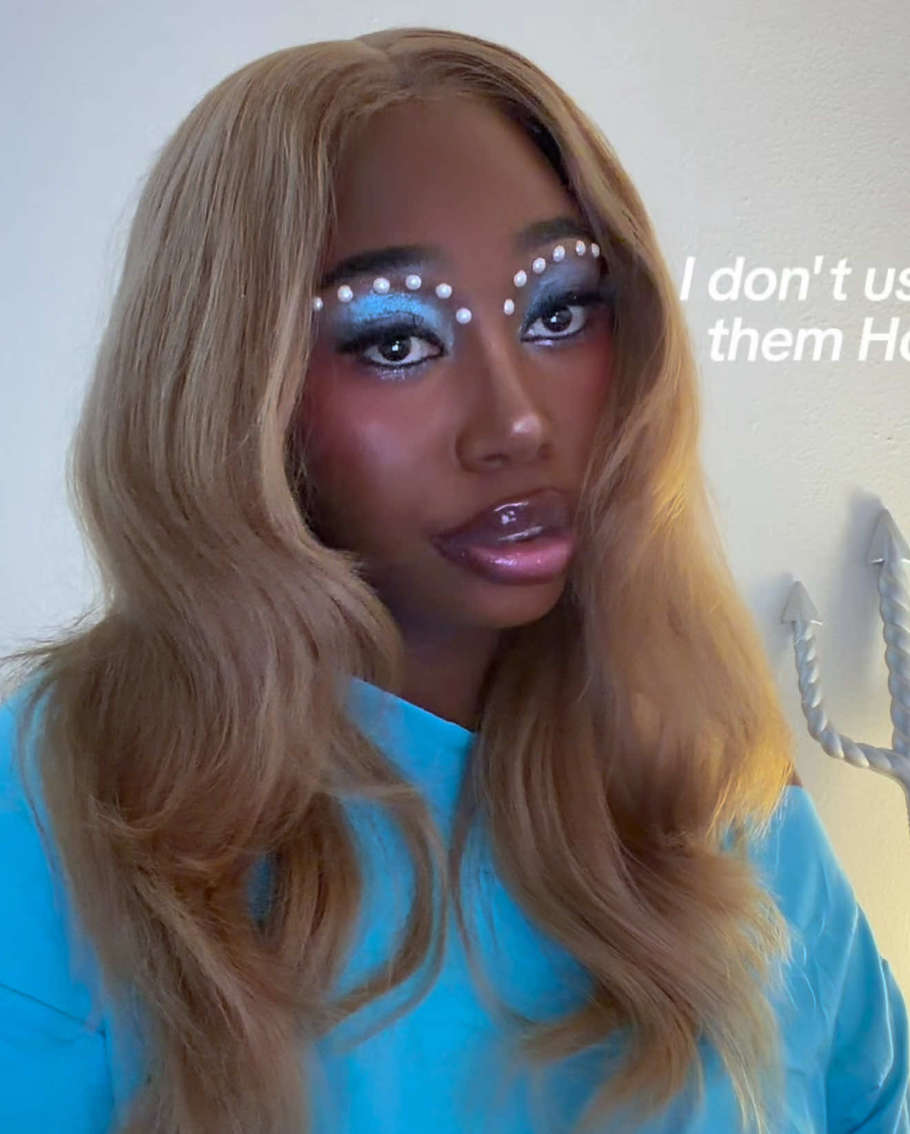@Robyn L ⭒