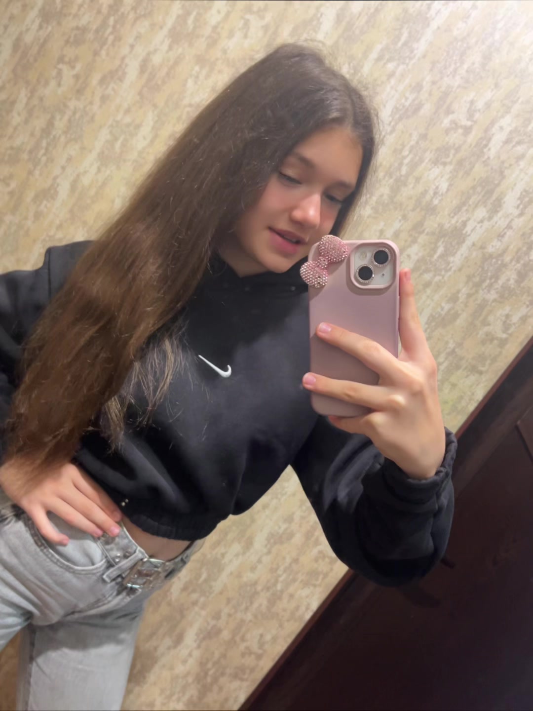 @🎭