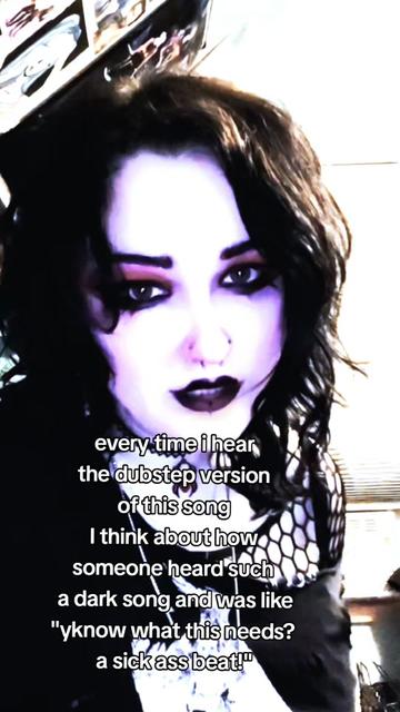 @⛧🖤⛧