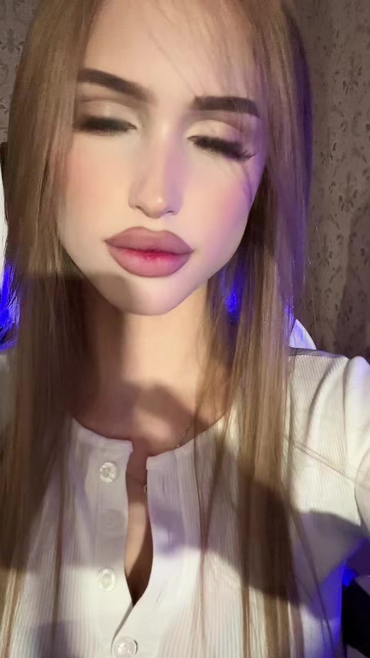 @ChicBlonde