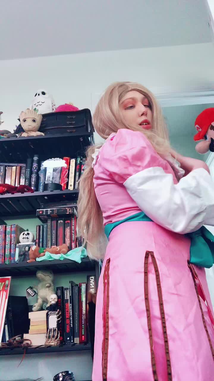 @Asyulmqueencosplay