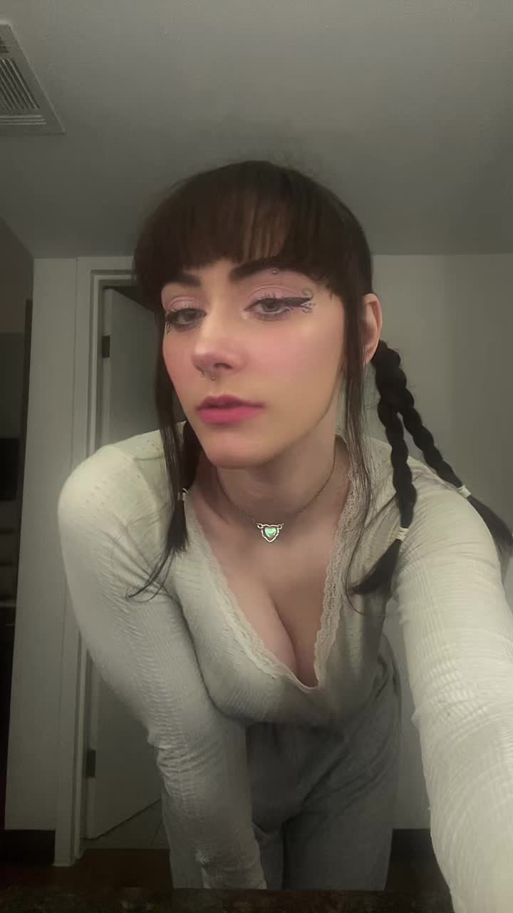 @Liv