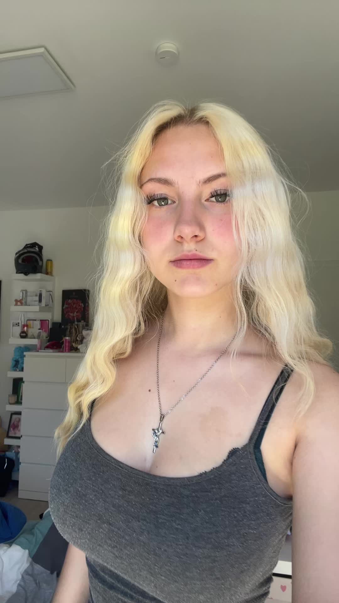 @ꨄ