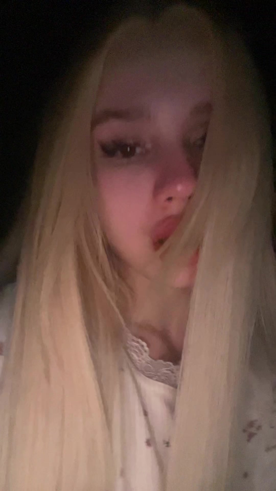 @0yana00
