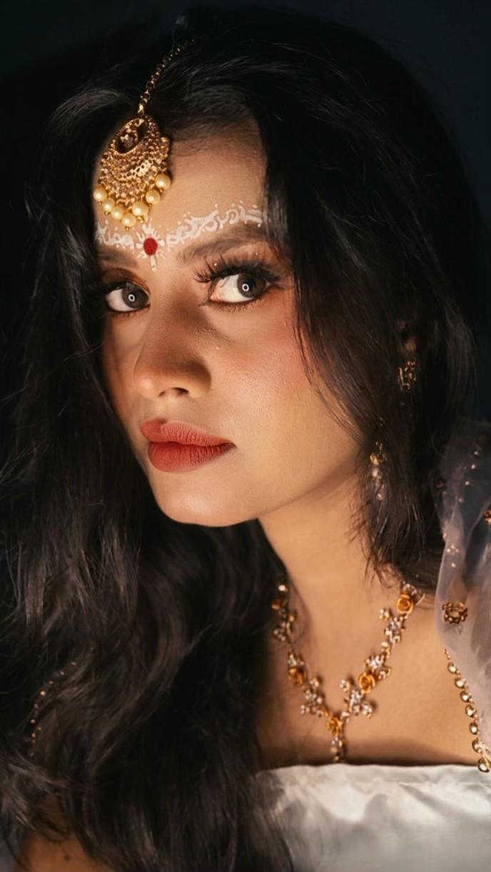 @Rinamukhiya🦋