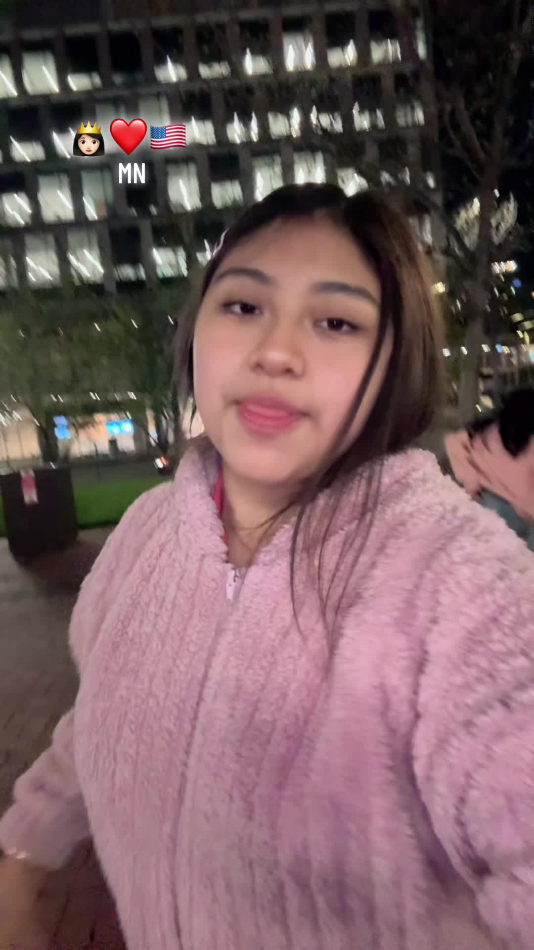 @EMILY 💞