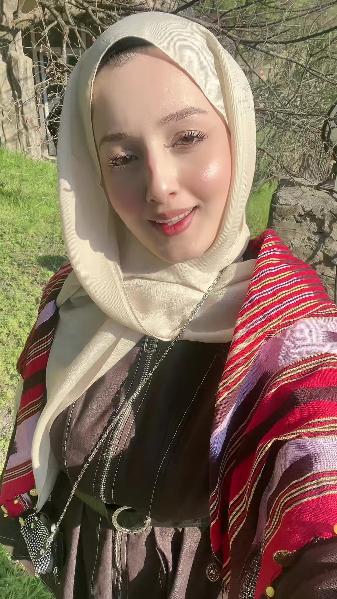 @ayşeg&uuml;l
