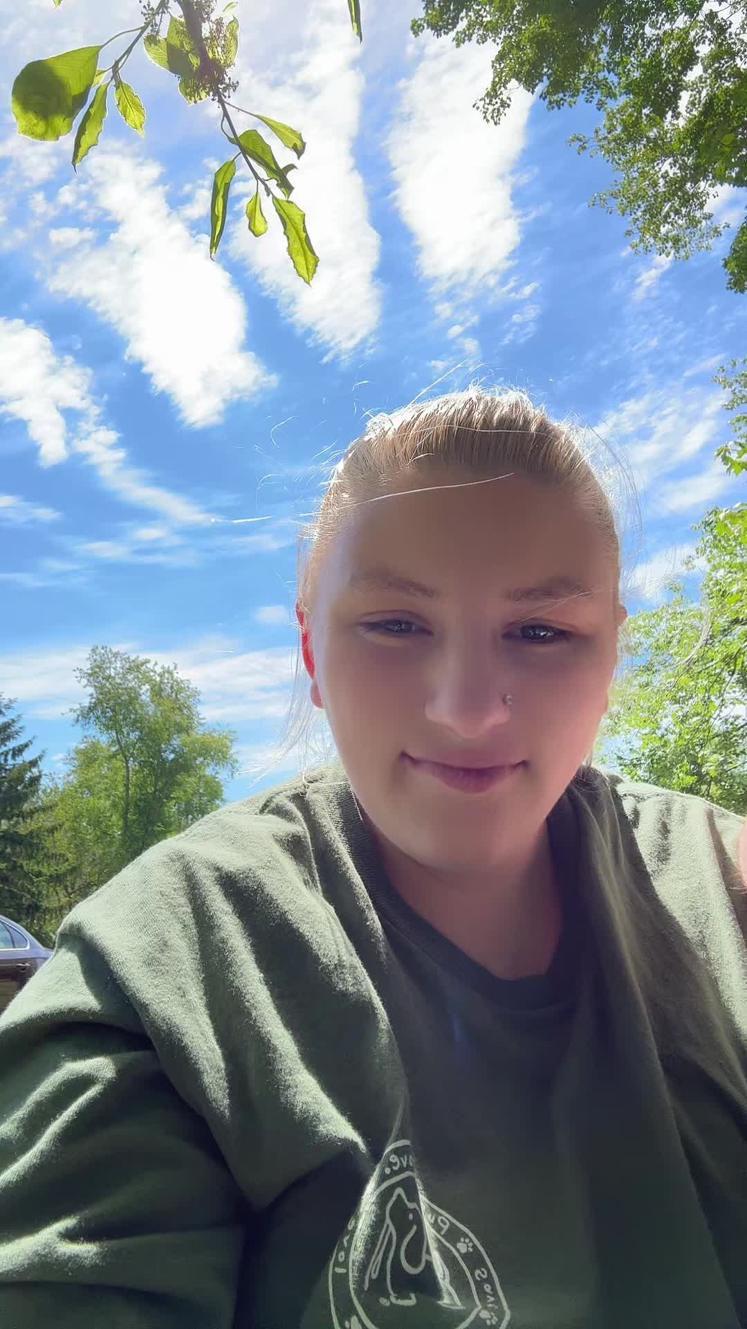 @kellyengle