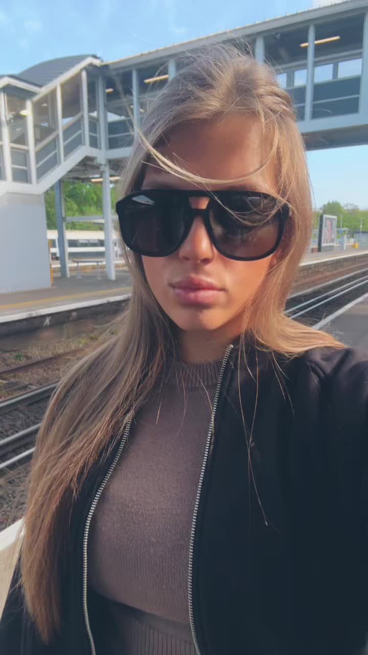 @Karinas__x
