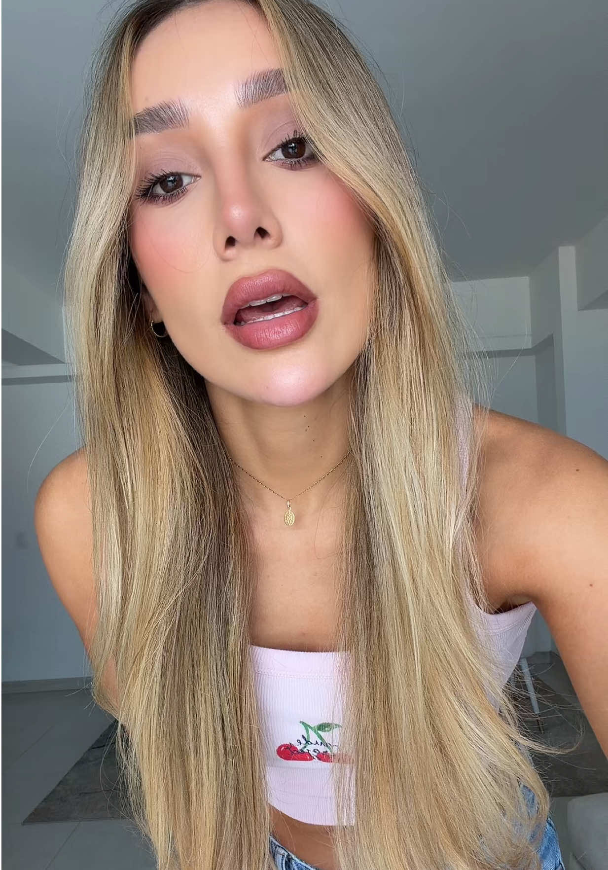 @Isabella🦋