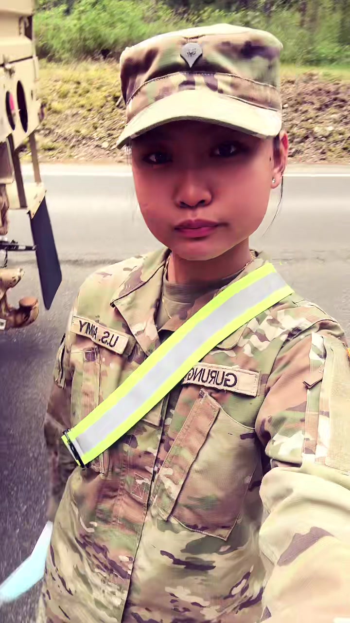 @Lisha Gurung