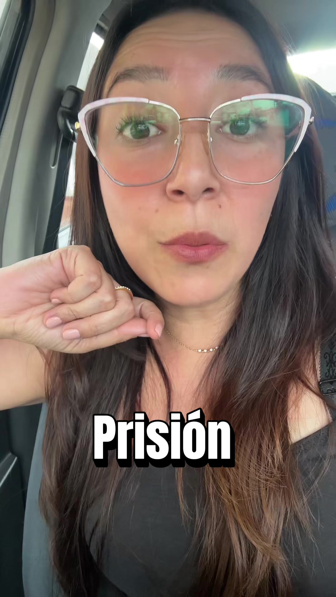 @Abg. Rosa D&iacute;az