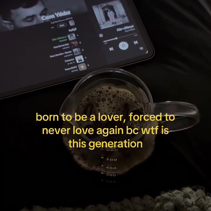 @𝒜 ᥫ᭡