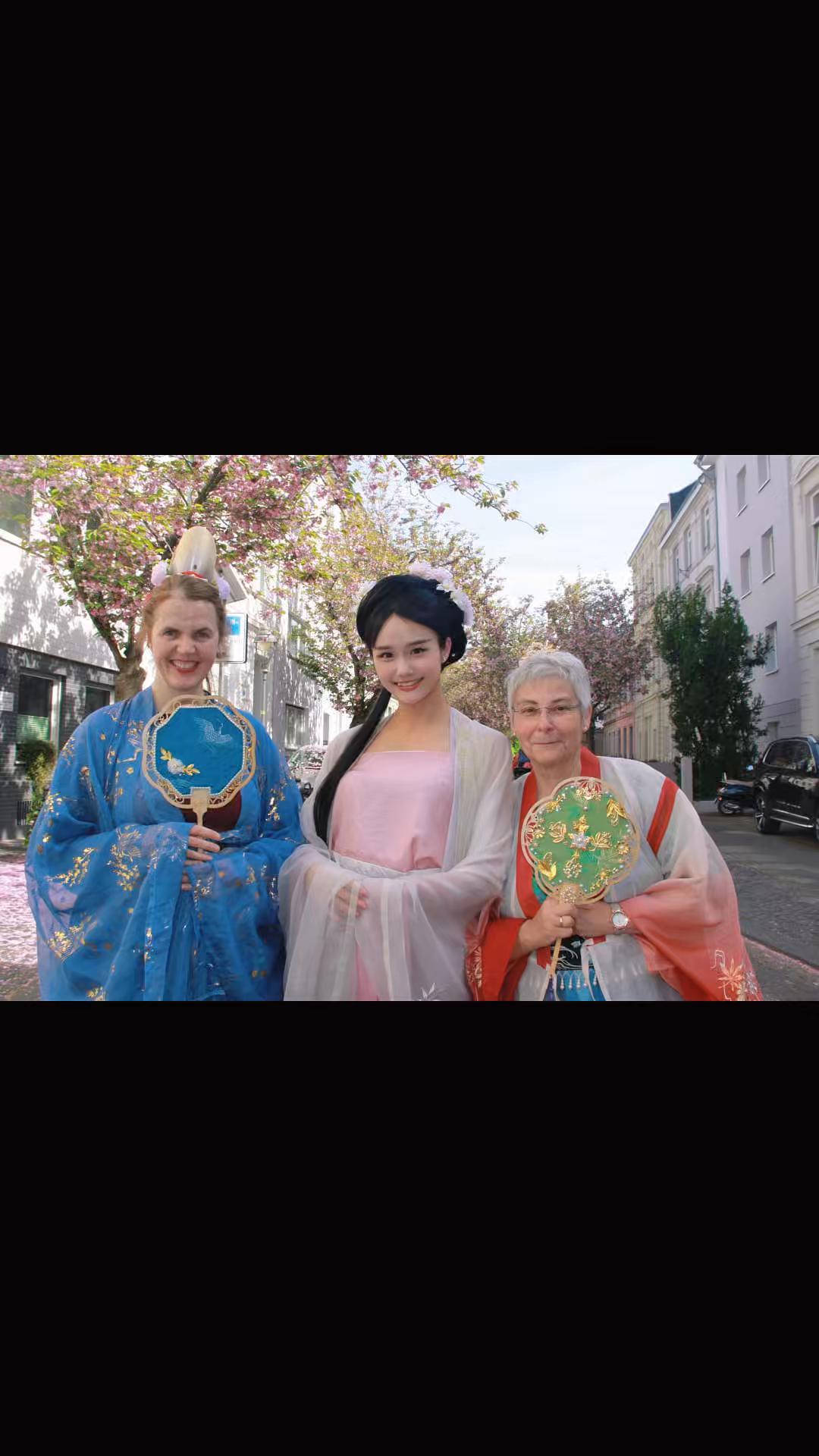 @Yumeng Cream🪭🗡️