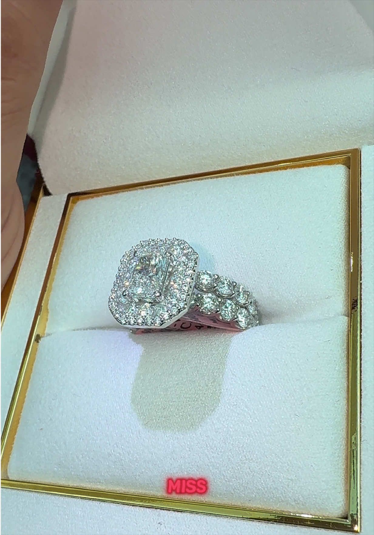 @joeljsthejeweler