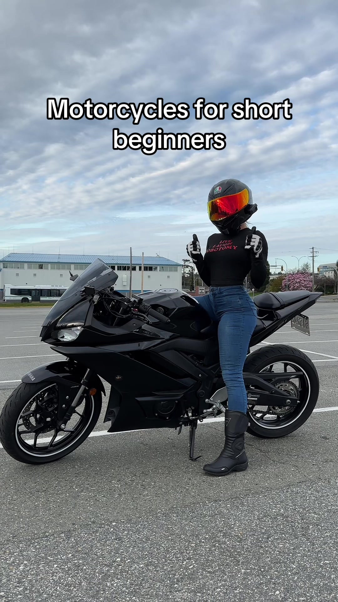 @Tessa 🏍️