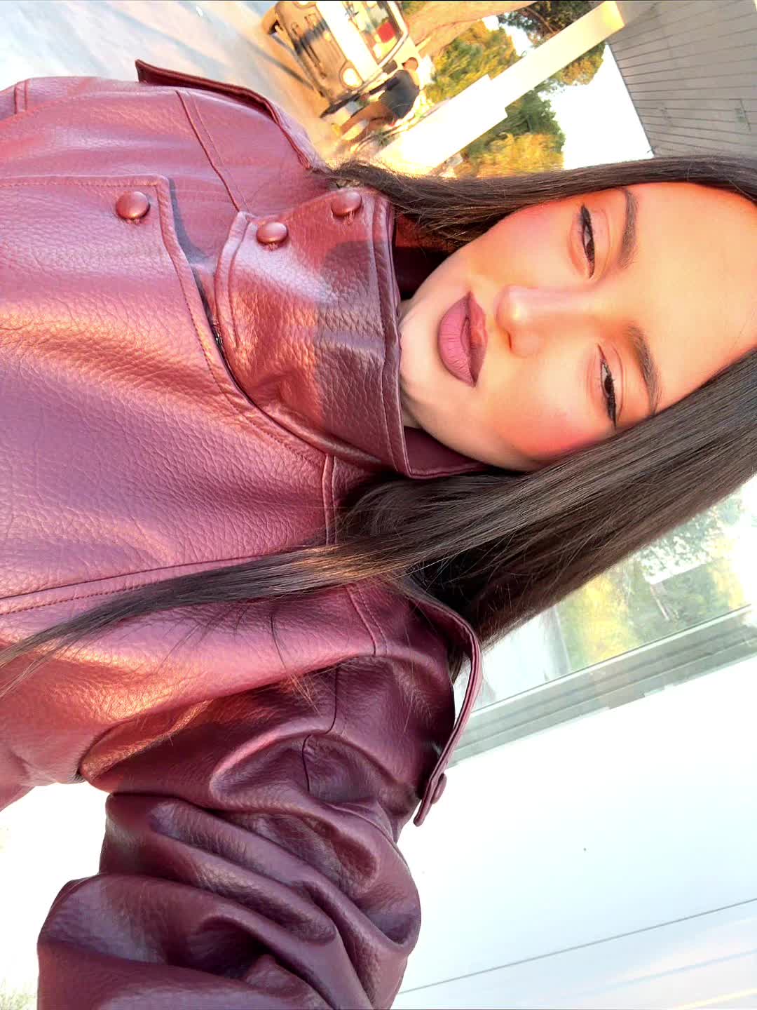 @Marika🥥👀