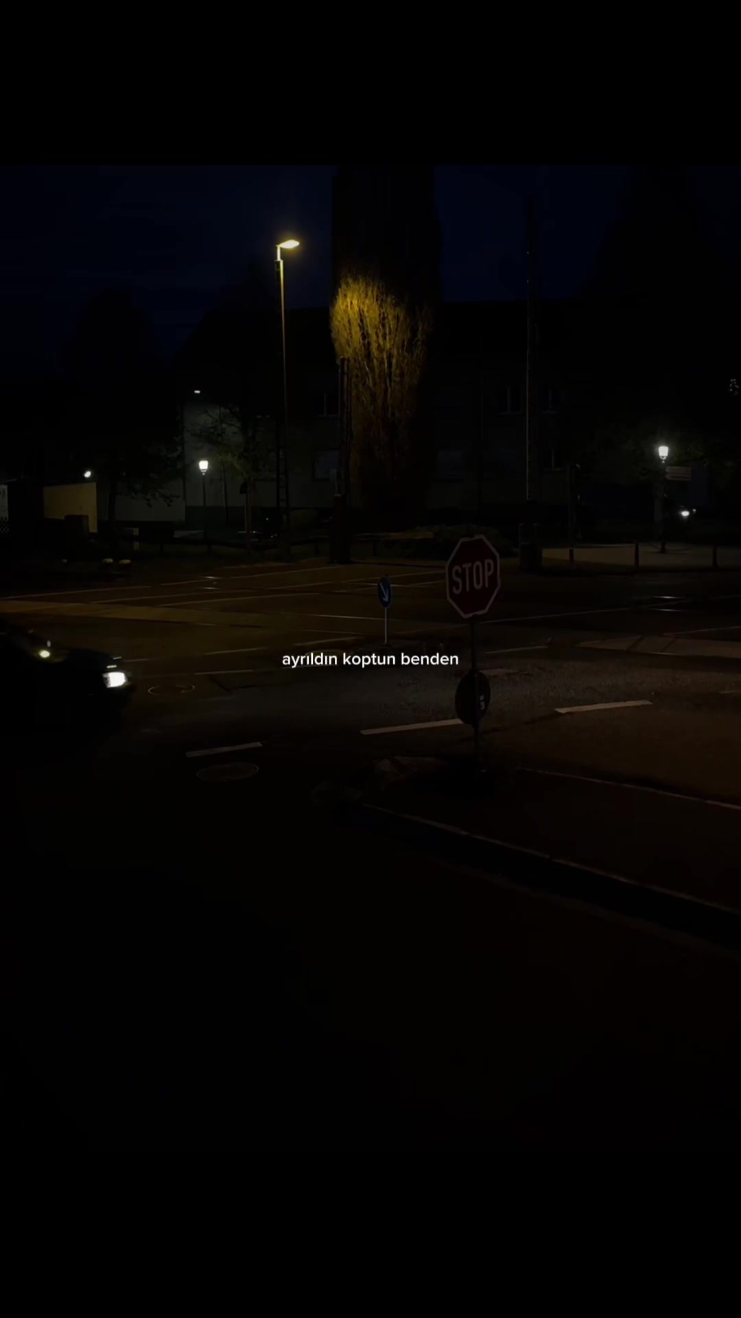 @𝐀.