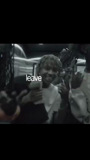 @⃟