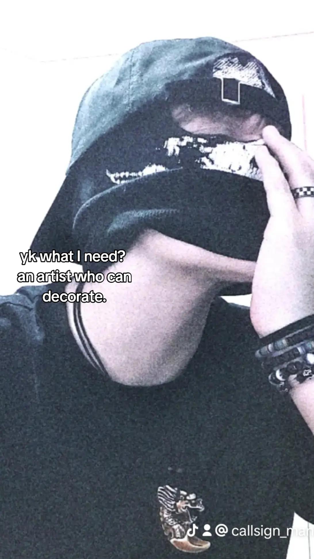 @𝖈𝖆𝖑𝖑𝖘𝖎𝖌𝖓 𝖒𝖆𝖓𝖎𝖈