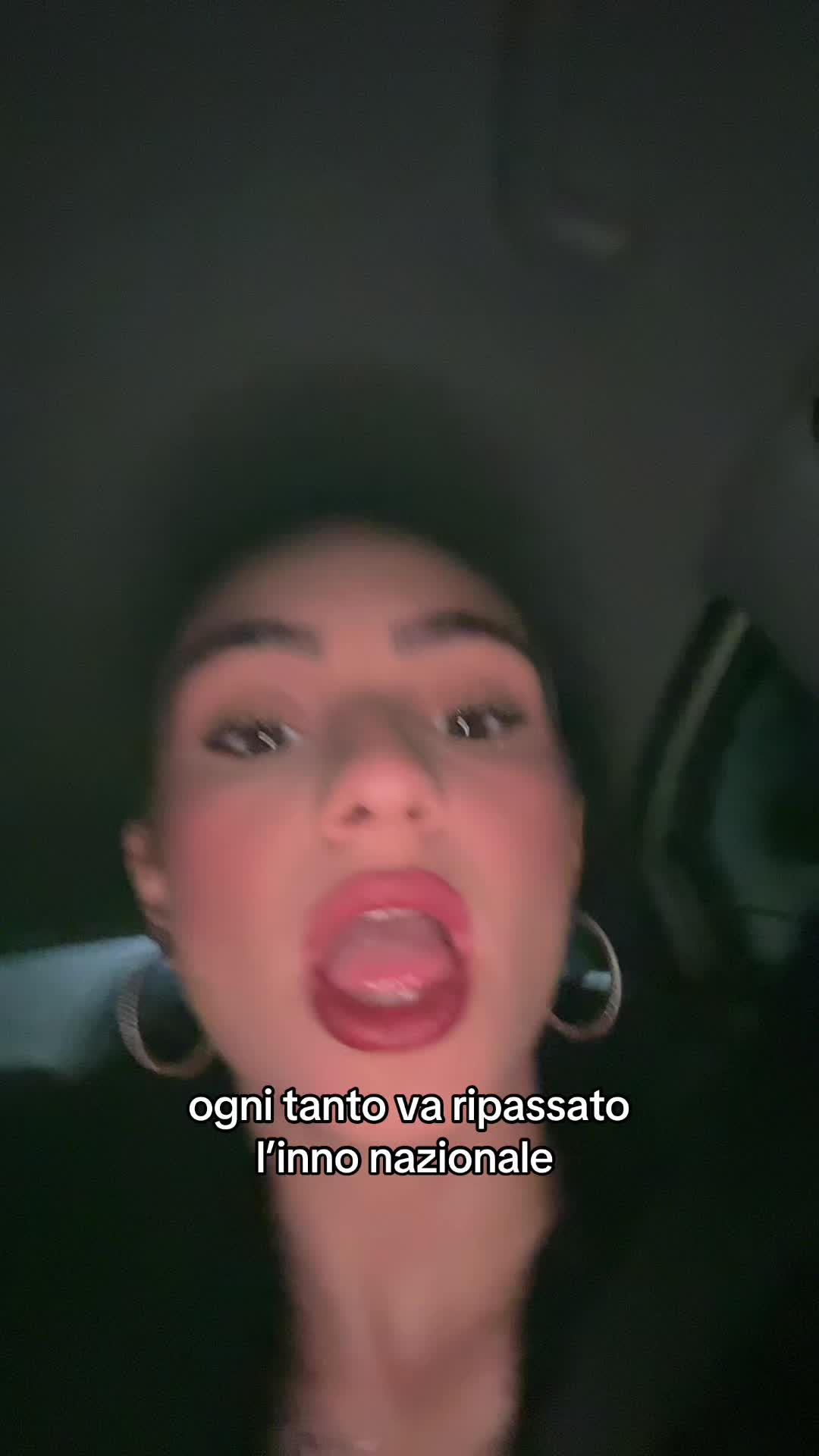 @Adelepzz