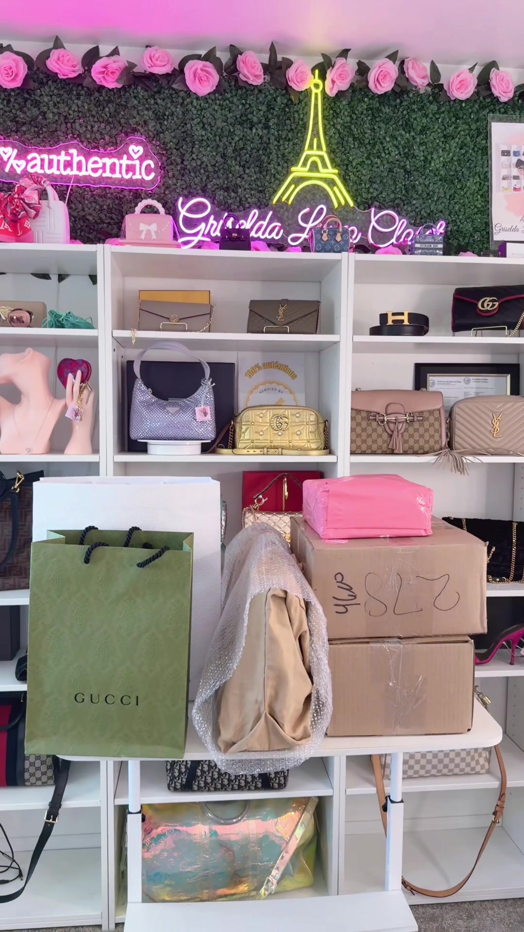 @👜 Griselda Luxo Closet LLC 👜