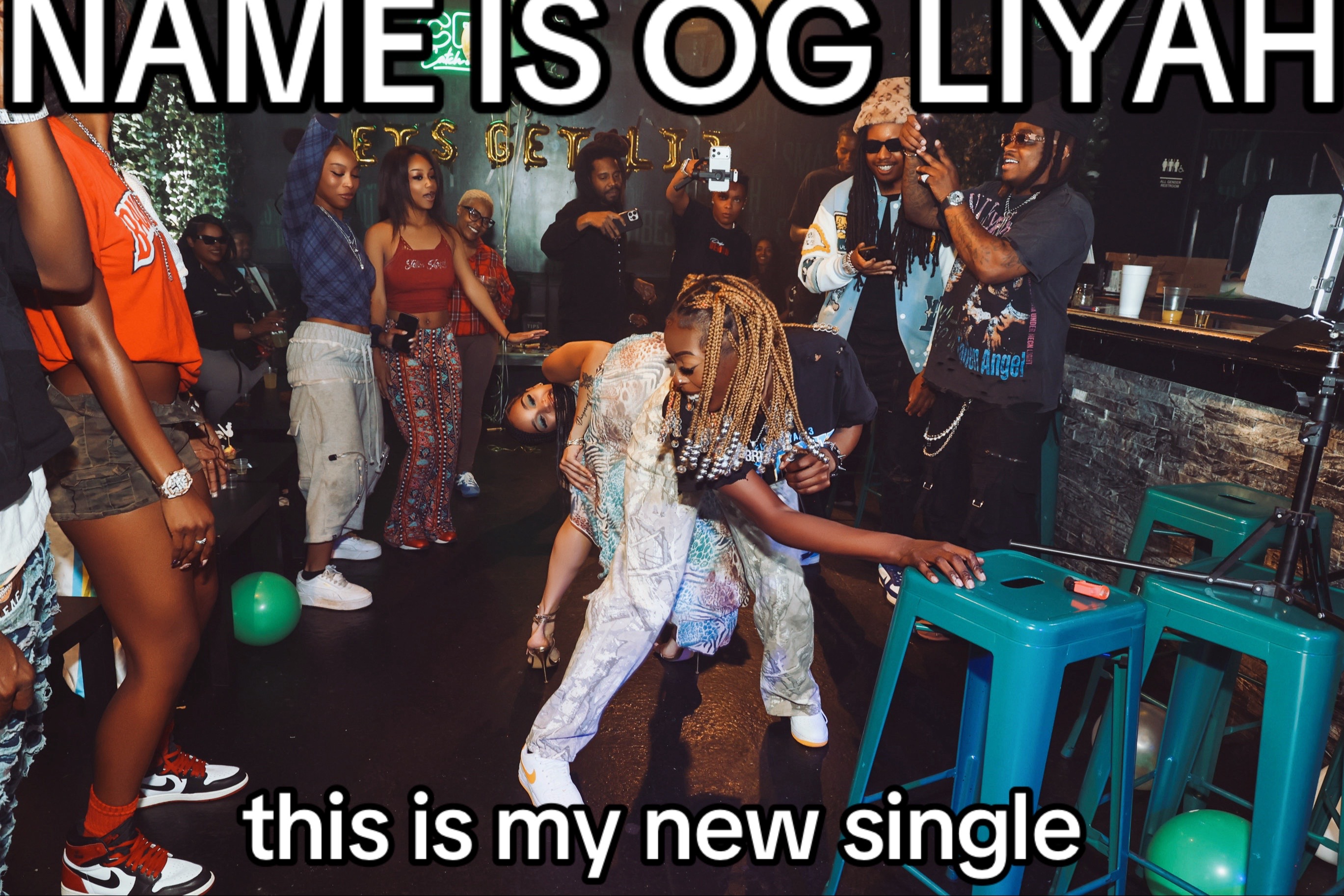 @itsogliyah