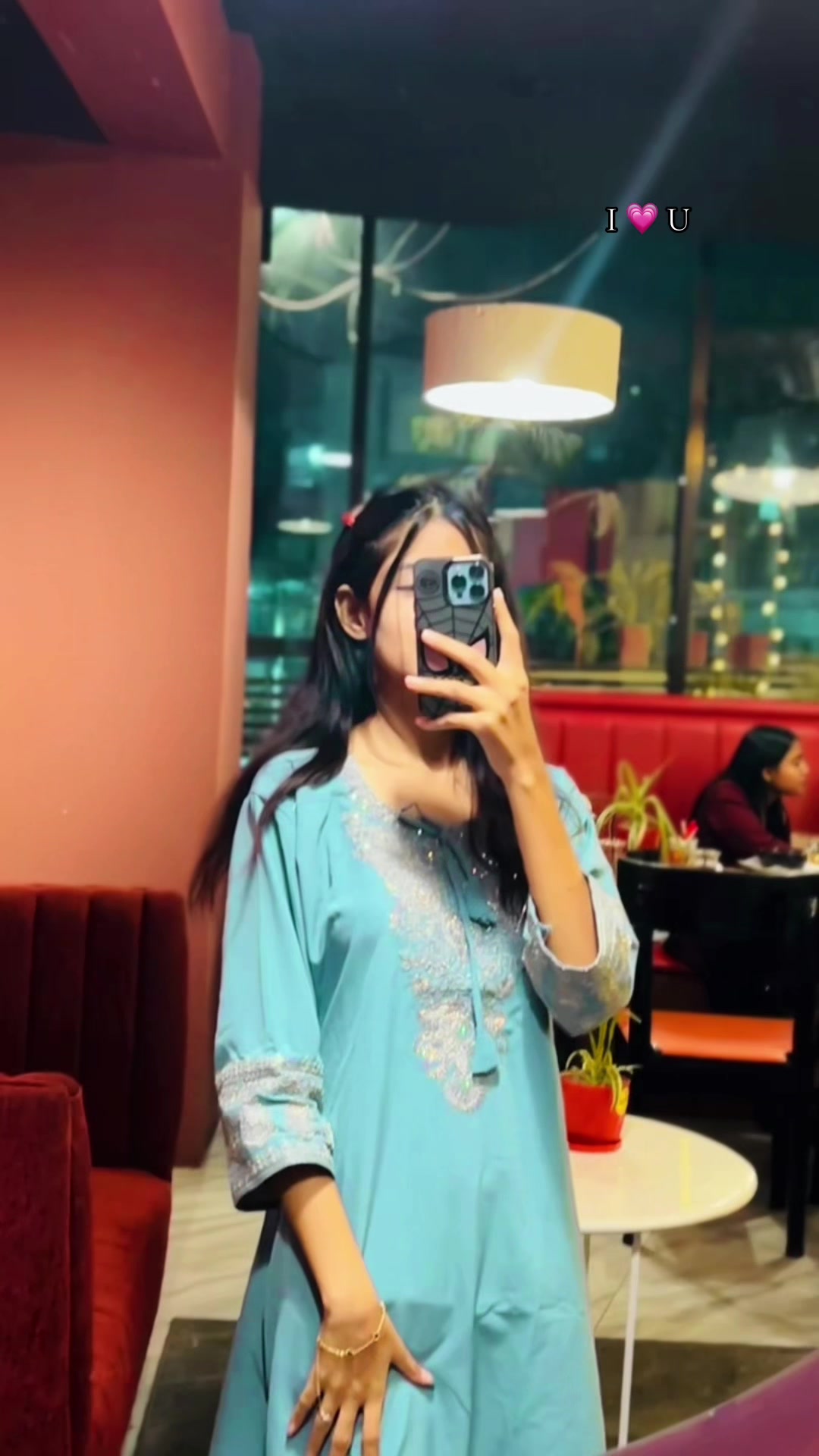 @Pretty 🦢✨