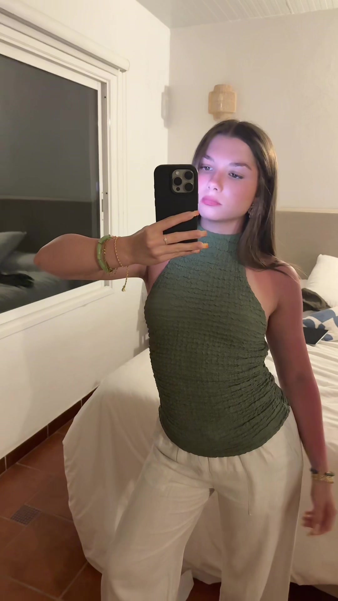 @𝗲𝗺𝘆