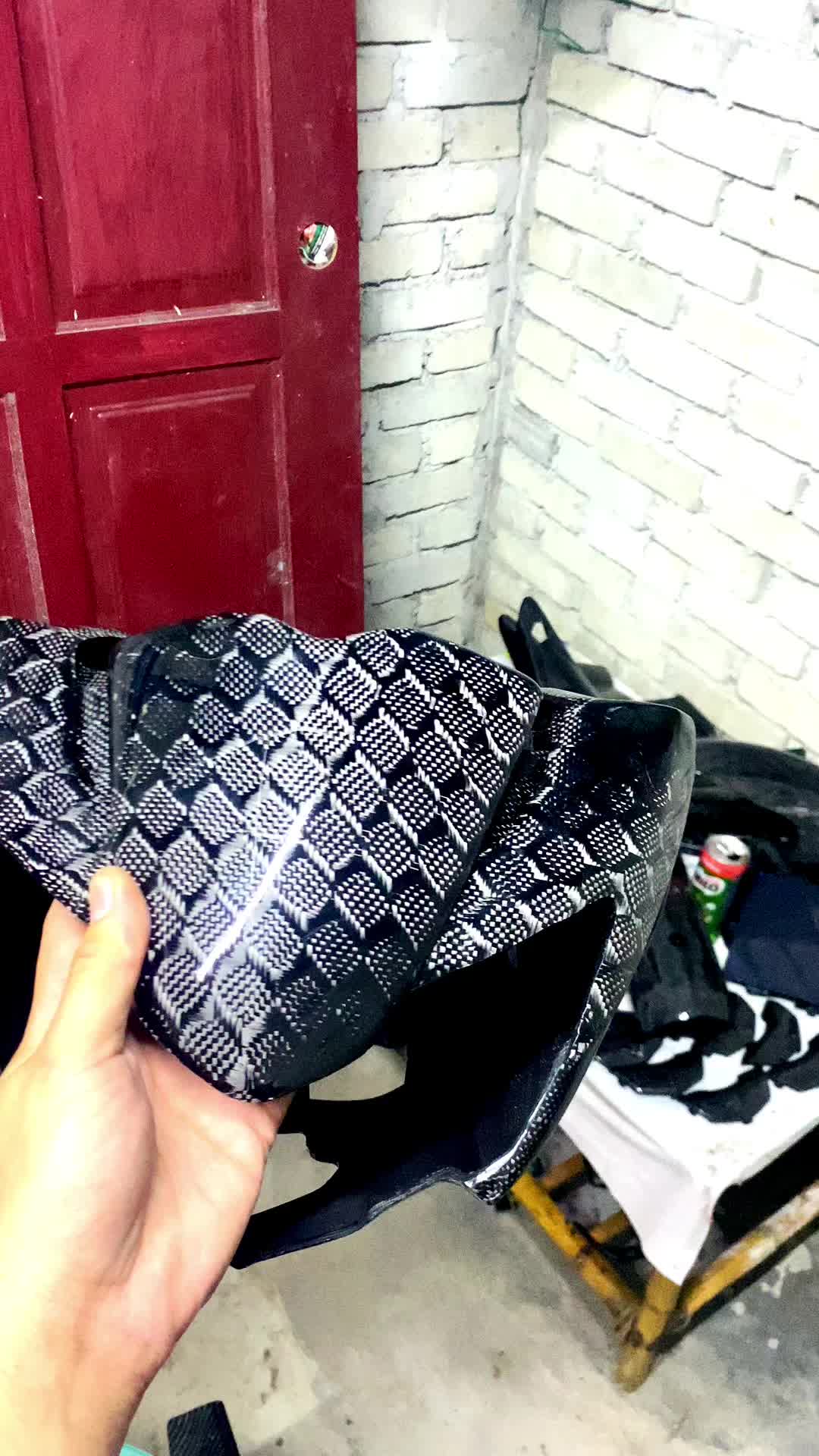 @𝙵𝙴𝙽𝙳𝚈 &bull; 𝙲𝙰𝚁𝙱𝙾𝙽