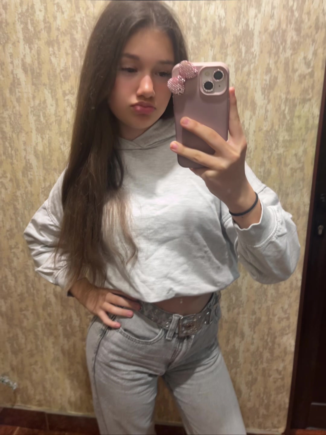 @🎭