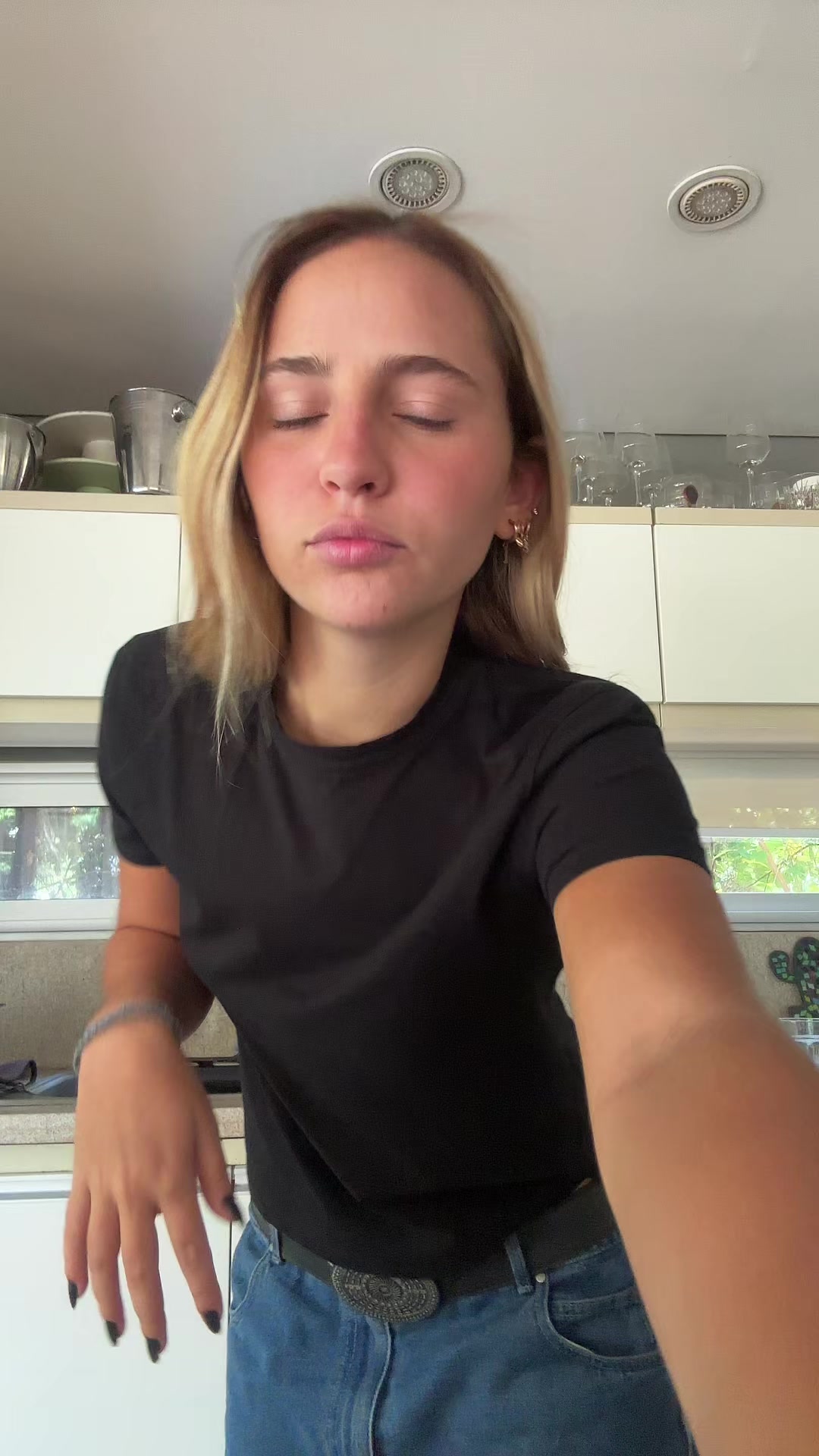 @manumey_