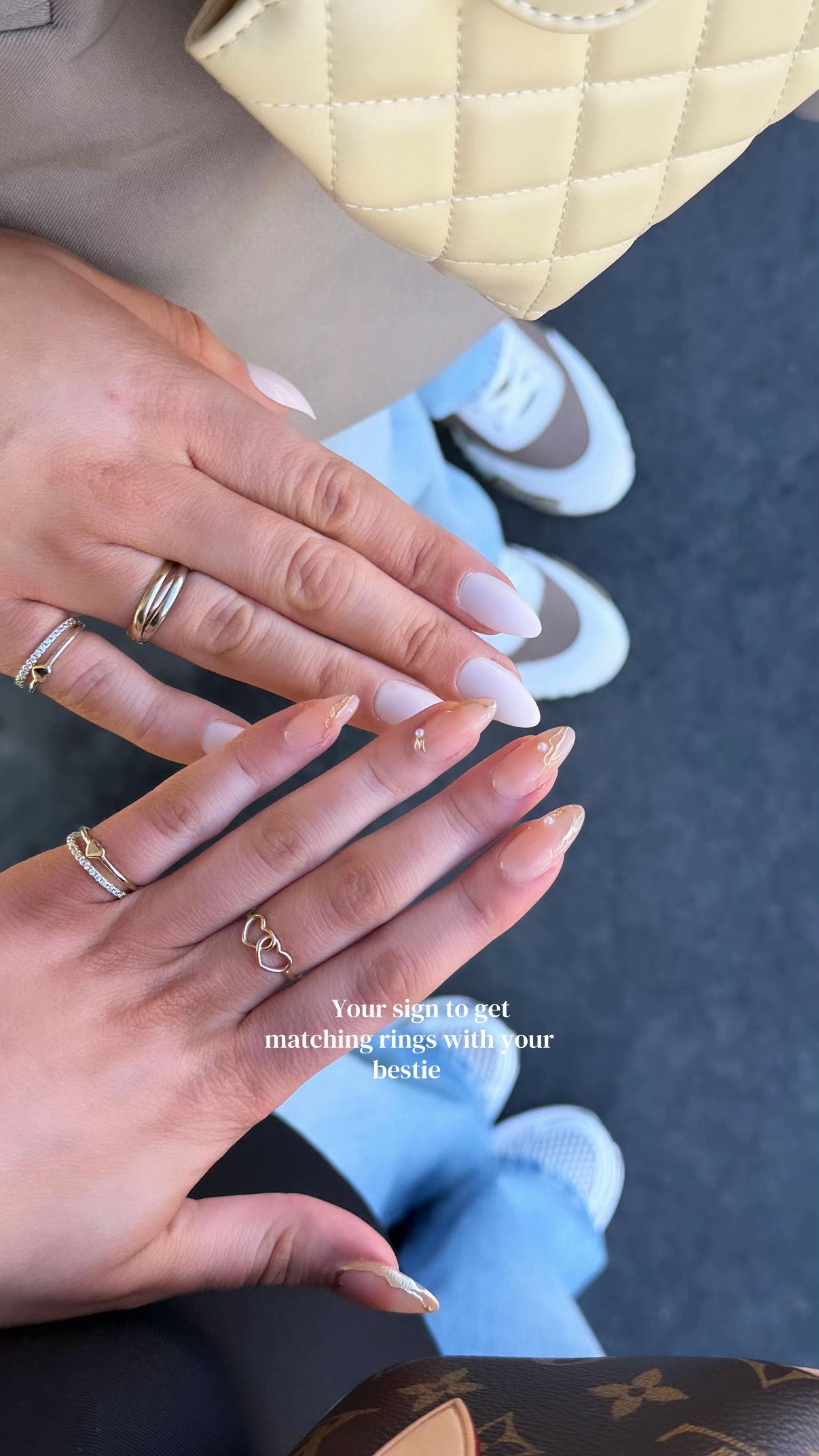 @𝐉𝐌 𝐠𝐥𝐨𝐰