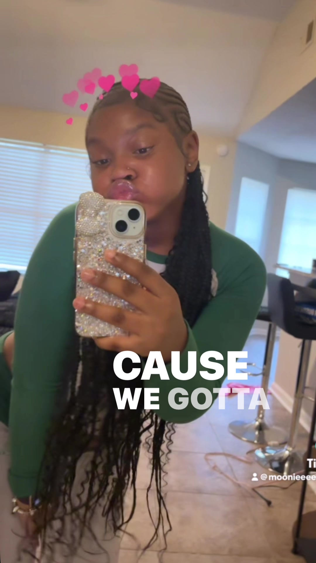 @moonieeeeeeeee_
