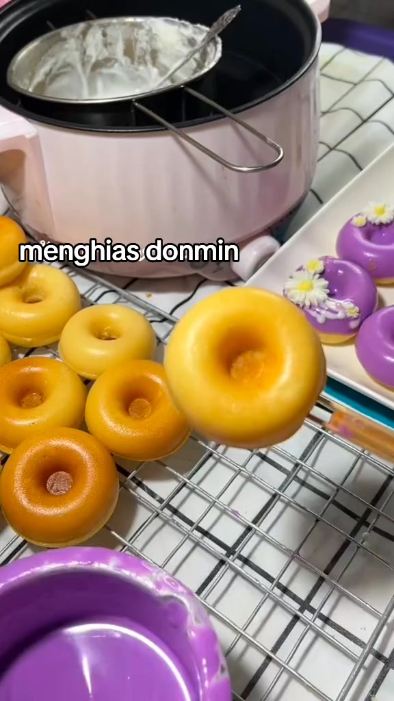 @N4B1L4