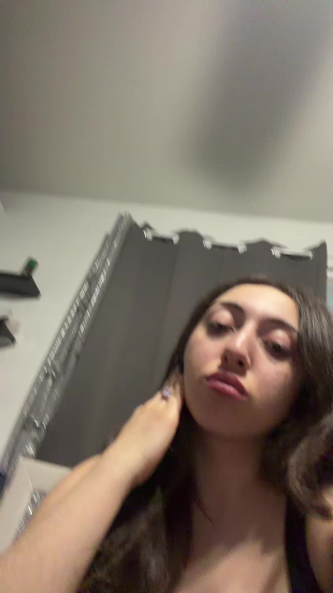 @🪩