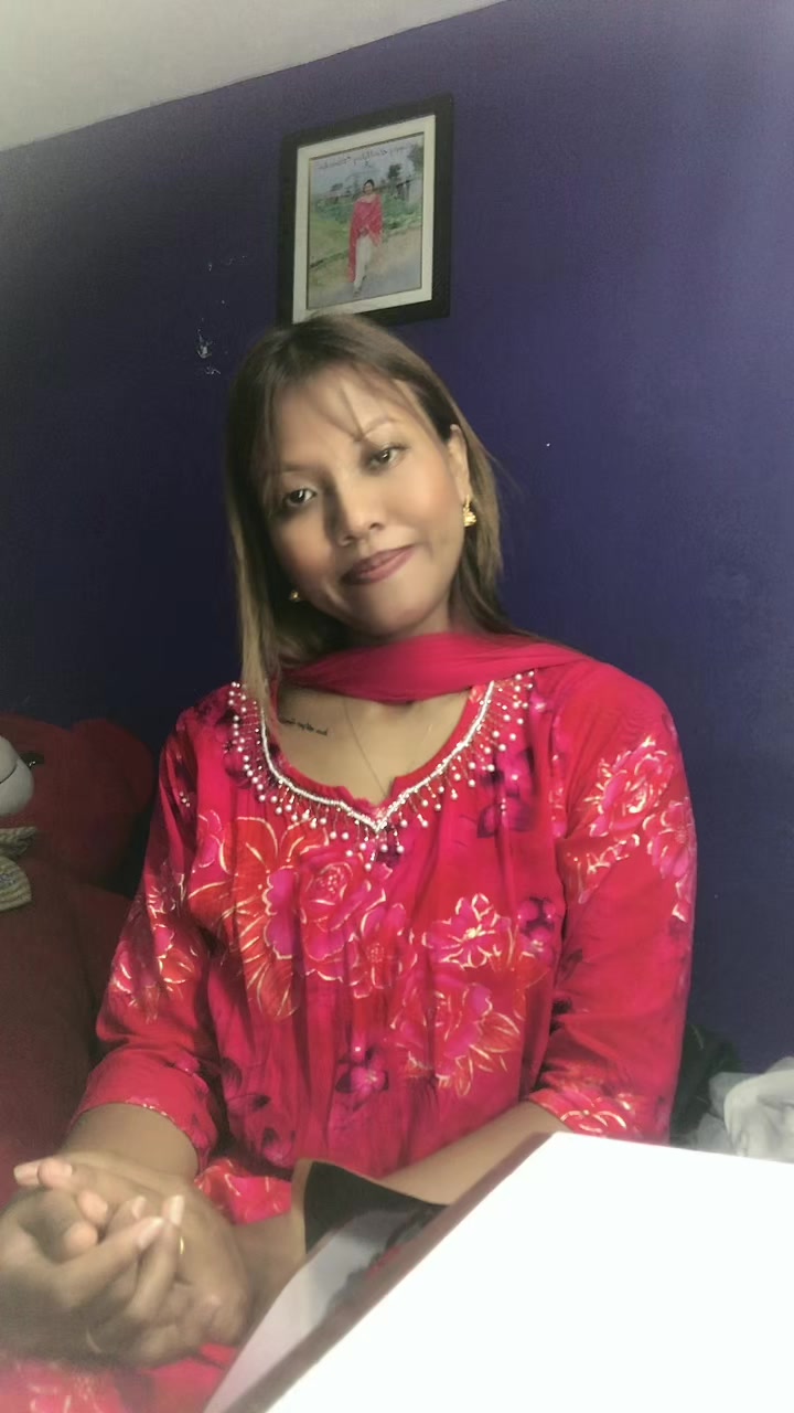 @मनिसा गुरुङ्ग