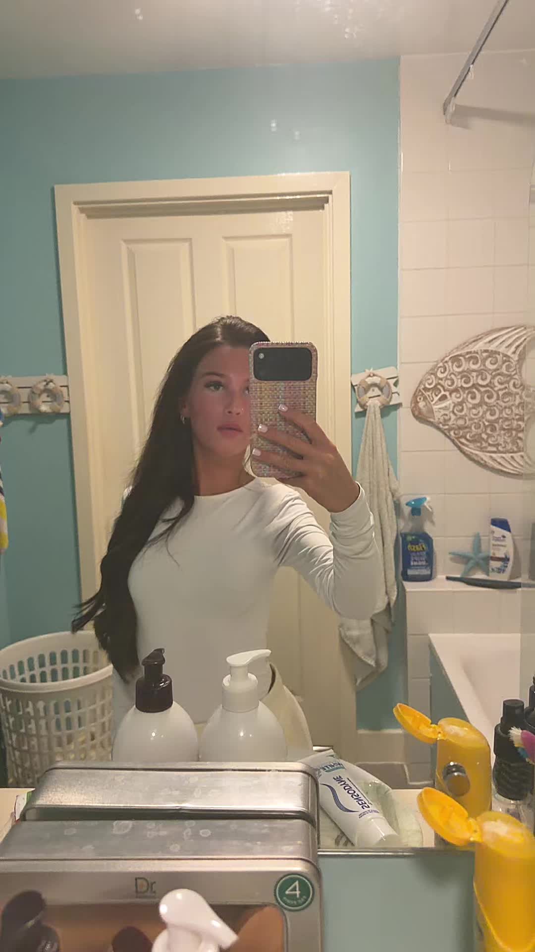 @lily-mai