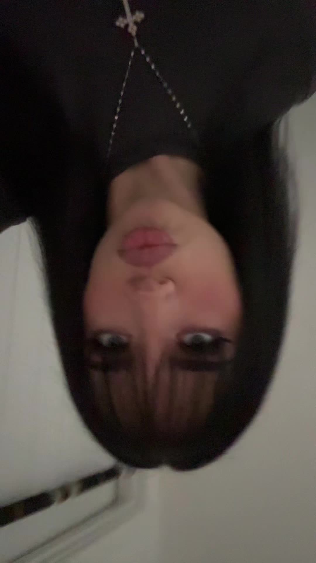 @saskia anderson 🪭⛓️🖤