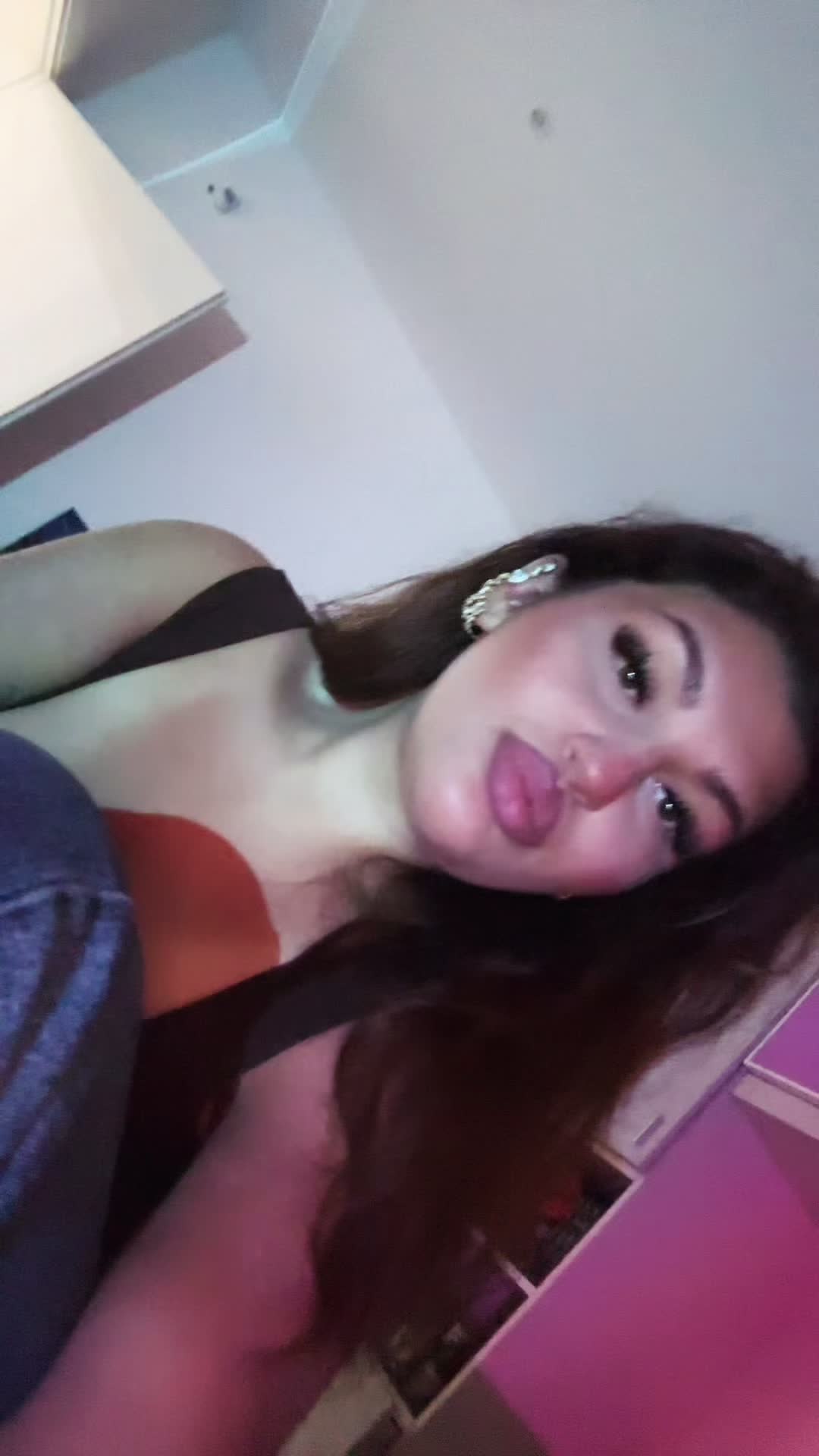 @𝑚𝑜𝑟𝑒𝑛𝑎