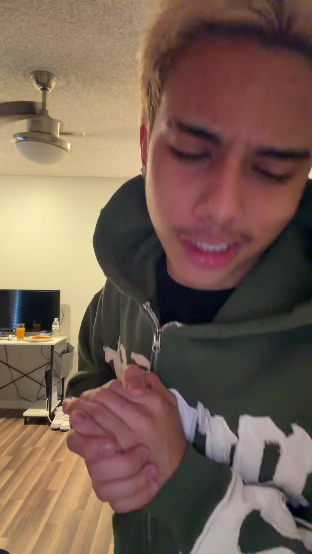 @Joelknocked