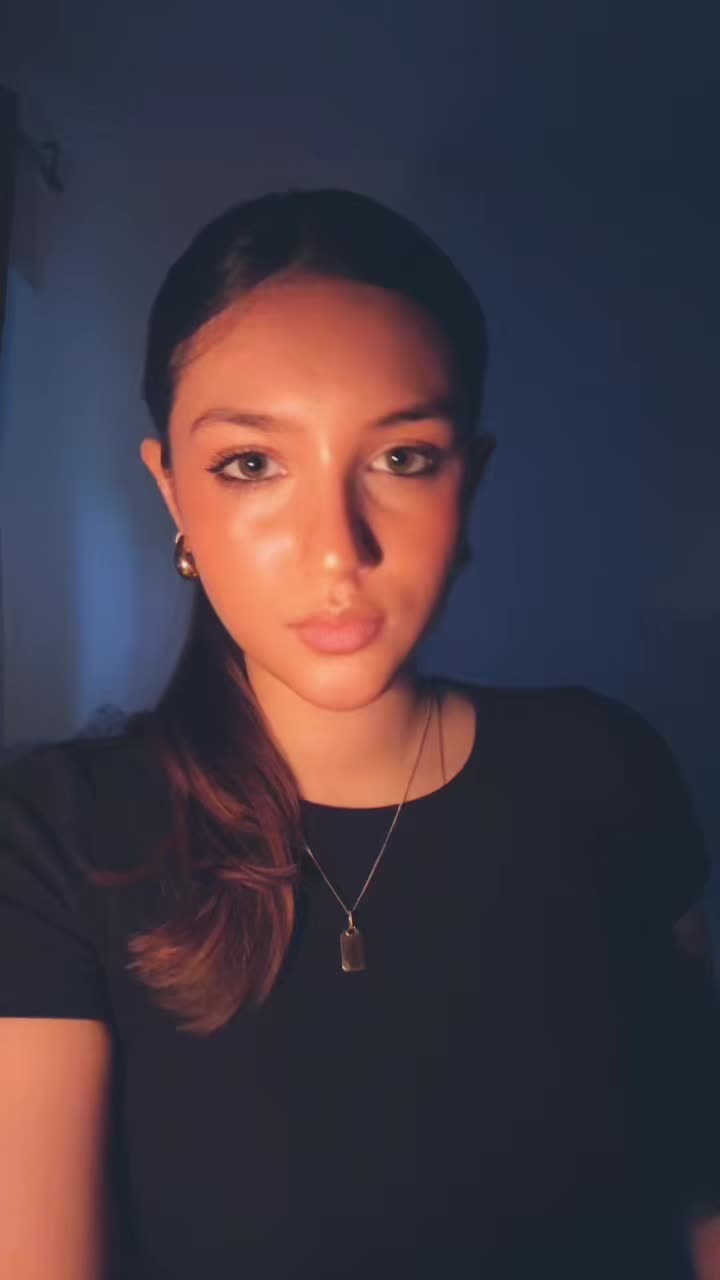 @𝑪𝒉𝒂𝒏𝒆𝒍 ᥫ᭡