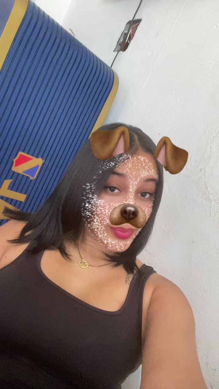 @Nini.🤍👸🏻