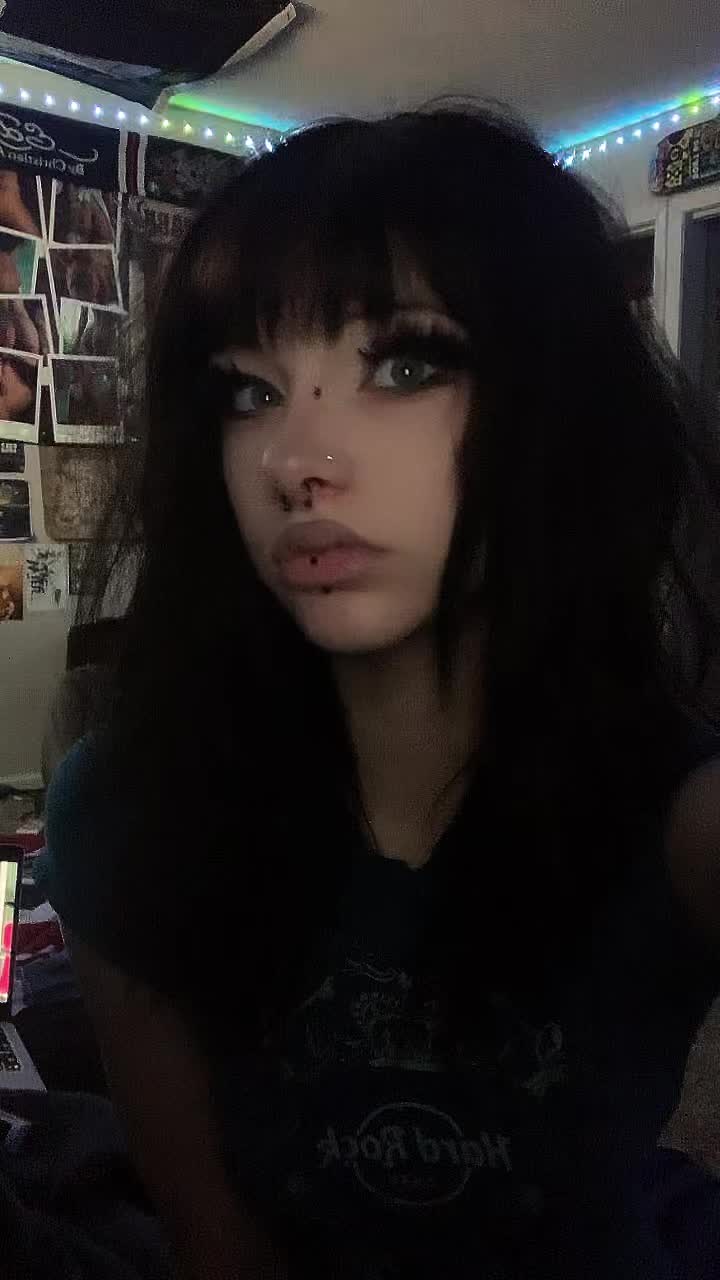 @_V4mpiric_